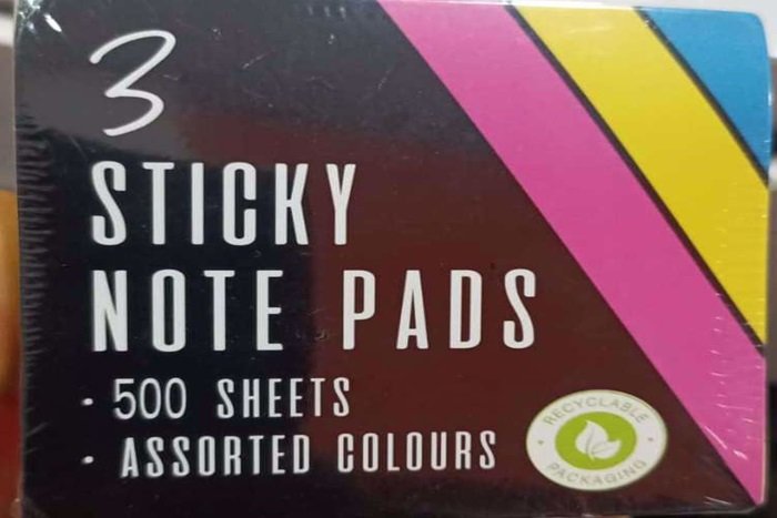 3 STICKY NOTE PADS